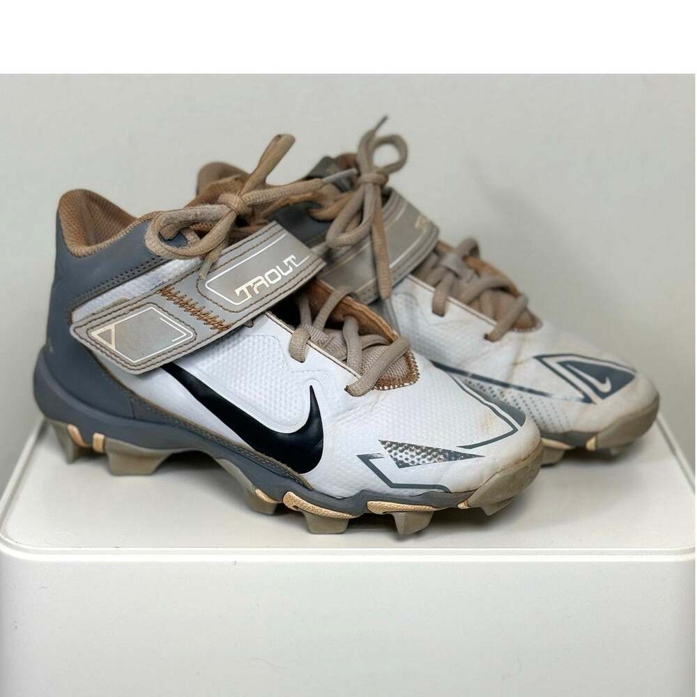 Nike Force Trout 8 Keystone GS Cleats Youth 3.5Y